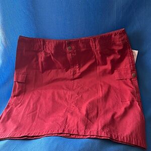 Izod Red Cargo Pocket Skirt
